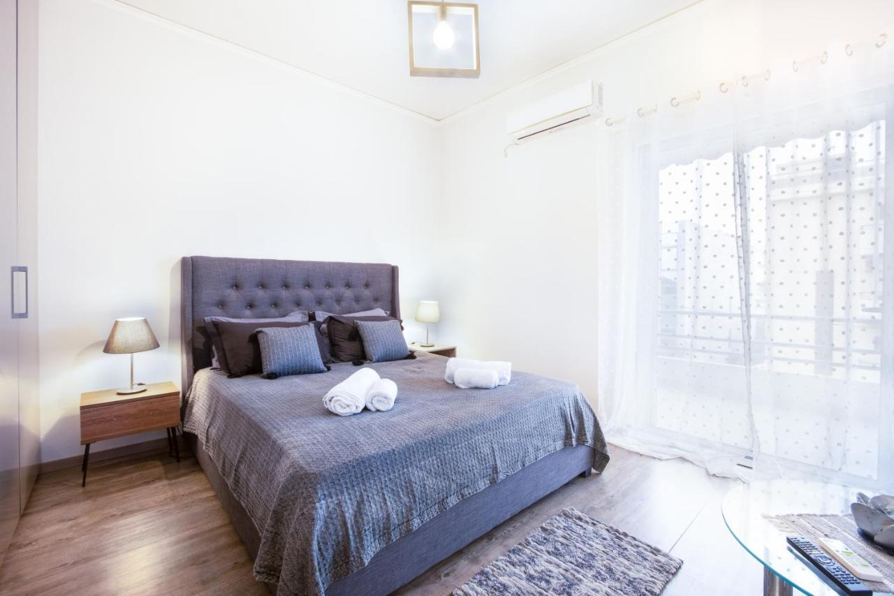 Apartment With Parking Near Medical Center Athén Kültér fotó