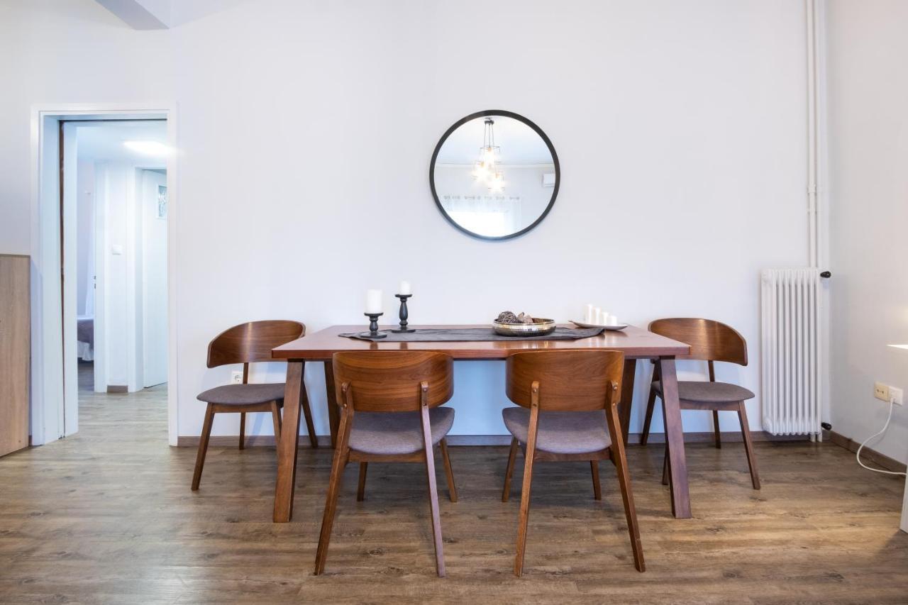 Apartment With Parking Near Medical Center Athén Kültér fotó